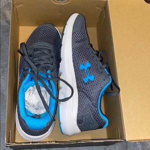 BRAND NEW UNDER ARMOUR TENNIS SHOES